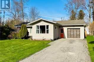 Detached House for Sale, 190 Huron Rd, Point Clark, ON