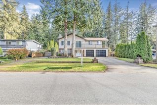 House for Sale, 19636 41a Avenue, Langley, BC