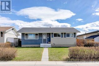 Detached House for Sale, 9944 Warren Road Se, Calgary, AB