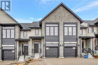 Freehold Townhouse for Sale, 14 Sandstone Street, Cambridge, ON