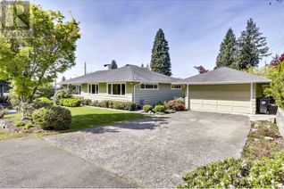 Bungalow for Sale, 3825 Glenview Crescent, North Vancouver, BC
