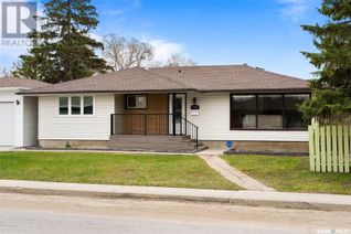 Detached House for Sale, 2151 Jubilee Avenue, Regina, SK