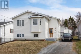 Detached House for Sale, 35 Woodcrest Avenue, Corner Brook, NL