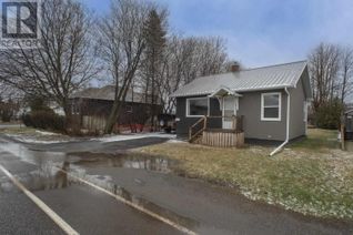Bungalow for Sale, 1108 Gore St W, Thunder Bay, ON
