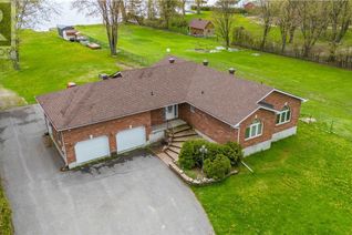 Bungalow for Sale, 20908 South Service Road, South Glengarry, ON