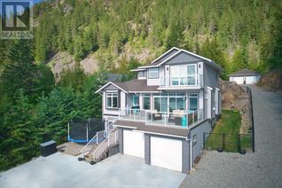 Detached House for Sale, 3334 Roncastle Road, Blind Bay, BC