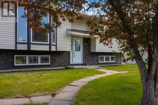 House for Sale, 8 May Crescent, Fort McMurray, AB