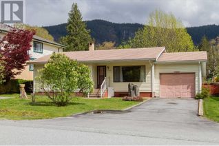 Detached House for Sale, 41842 Birken Road, Squamish, BC