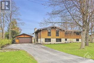Detached House for Sale, 6555 Lewis Way, Manotick, ON