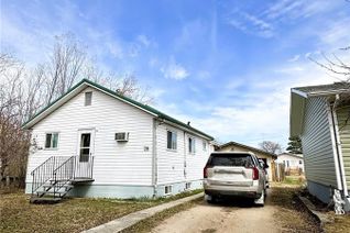 Detached House for Sale, 28 5th Street Se, Preeceville, SK