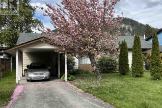 House for Sale, 1558 Eagle Run Drive, Squamish, BC