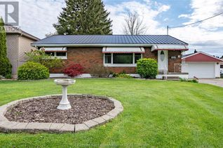 Bungalow for Sale, 18 Madonna Crescent, Chatham, ON