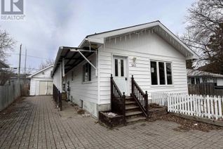 Bungalow for Sale, 283 Second Ave, Cochrane, ON