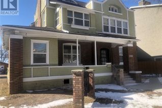 Detached House for Sale, 2915 Victoria Avenue, Regina, SK