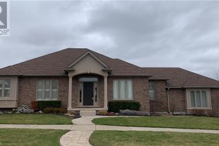 Detached House for Sale, 14 Adah Court, Welland, ON