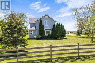 Detached House for Sale, 201 County Rd 27 West, Gosfield North, ON