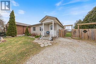 Detached House for Sale, 506 Zone Street, Plympton-Wyoming, ON