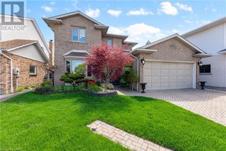 Detached House for Sale, 22 Sikorski Avenue, St. Catharines, ON