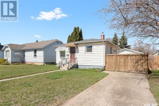 Bungalow for Sale, 520 Athabasca Street W, Moose Jaw, SK
