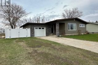 Bungalow for Sale, 11 Jubilee Crescent, Melville, SK