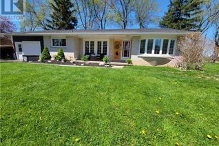 Bungalow for Sale, 2 Kingscourt Crescent, Exeter, ON