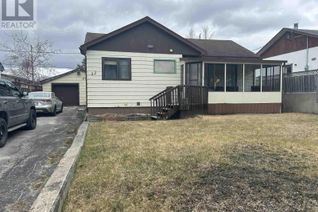 Bungalow for Sale, 32 Partridge Ave, Manitouwadge, ON