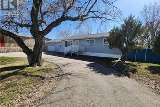 Detached House for Sale, 511 Main Street, Lampman, SK
