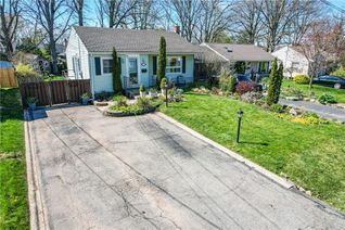 Bungalow for Sale, 51 Lakeview Avenue, Grimsby, ON