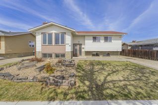 Detached House for Sale, 10212 164 Av Nw, Edmonton, AB