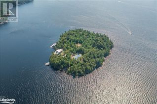 Detached House for Sale, 1 Bass Island, Port Carling, ON