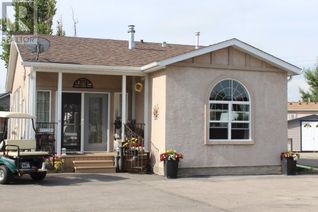 Bungalow for Sale, 35468 30 Road #4063, Rural Red Deer County, AB