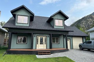 Detached House for Sale, 4995 Ponderosa Crescent, Canal Flats, BC