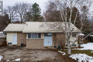 Detached House for Sale, 98 King Street, Tiverton, ON