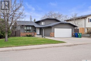 Detached House for Sale, 110 Sumner Crescent, Saskatoon, SK