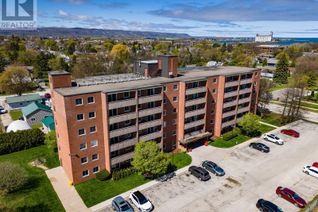 Condo Apartment for Sale, 460 Ontario St #401, Collingwood, ON
