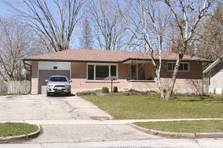 Bungalow for Sale, 215 Bellehaven Dr, Waterloo, ON