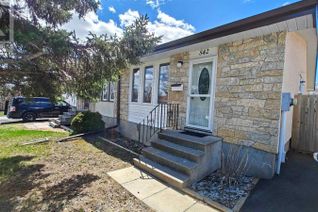 House for Sale, 542 Lanark Cres, Thunder Bay, ON