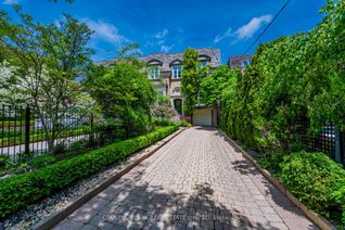 Townhouse for Sale, 14 Lonsdale Rd, Toronto, ON