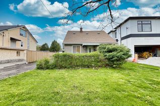 Detached House for Sale, 34 Poplar Ave, Toronto, ON