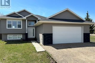 Detached House for Sale, 126 Wheatland Court, Rosthern, SK