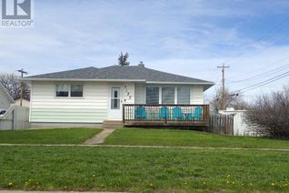Bungalow for Sale, 5122 55 Street, Taber, AB