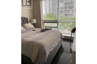 Condo Apartment for Sale, 2978 Glen Drive #701, Coquitlam, BC