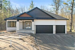 Detached House for Sale, 190 Raymond Luhta Crescent, Arnprior, ON