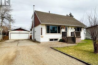 Detached House for Sale, 1556 109 Avenue, Dawson Creek, BC