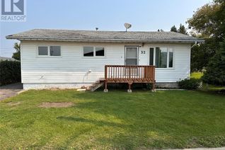 Bungalow for Sale, 32 1st Avenue Nw, Preeceville, SK