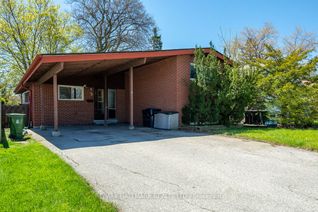 Detached House for Sale, 45 Dearham Wood, Toronto, ON
