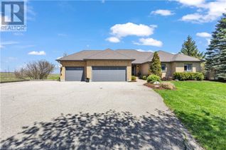 Detached House for Sale, 800 Watson Road S, Puslinch, ON