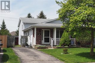 Semi-Detached House for Sale, 646a Jacob Lane, Waterloo, ON