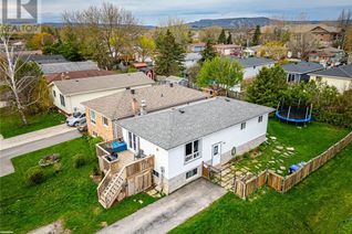 Bungalow for Sale, 31 Courtice Crescent, Collingwood, ON