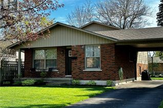 Detached House for Sale, 7 Alba Avenue, Tillsonburg, ON